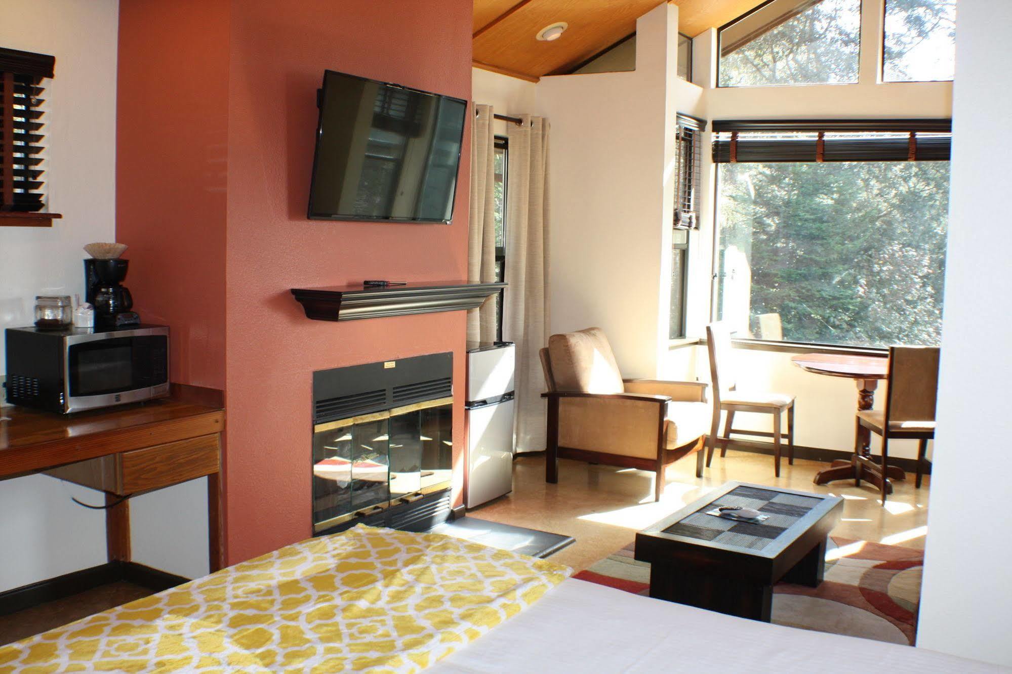 Mendocino Inn & Spa Little River エクステリア 写真